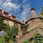 Au Nid De Cigogne *